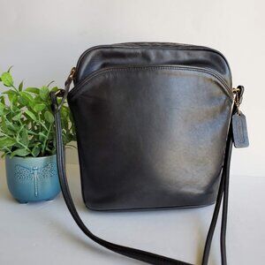 EUC Vintage Coach Gallery Bag (#4028) in Black – Lightweights Collection